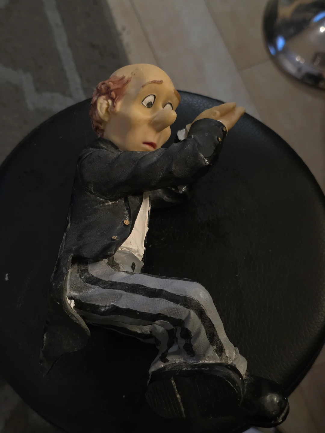 Wine bottle holder James the Butler series - photo 4