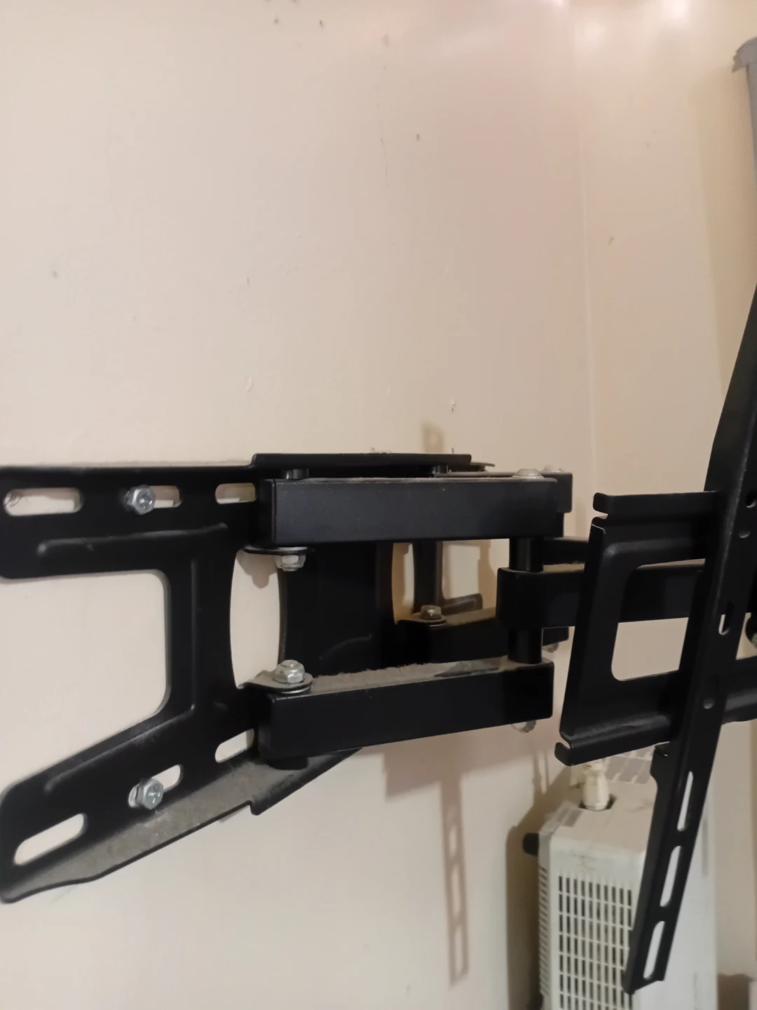 Adjustable TV Wall Mount - photo 2