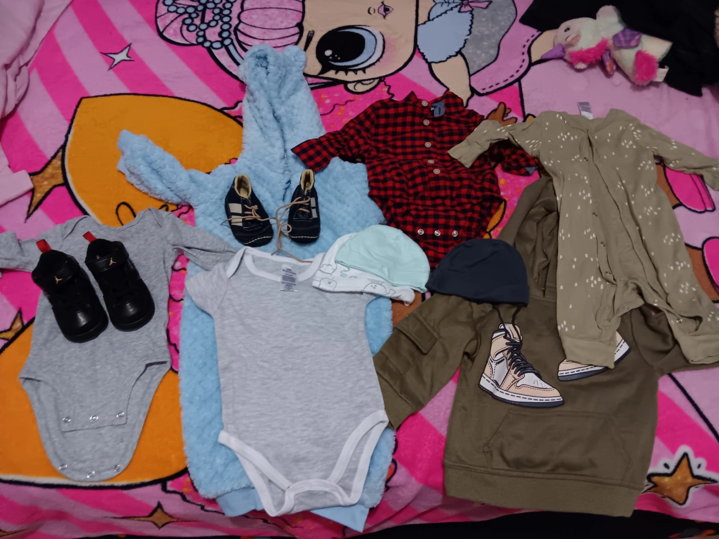 Baby Clothes and Shoes Lot - photo 2