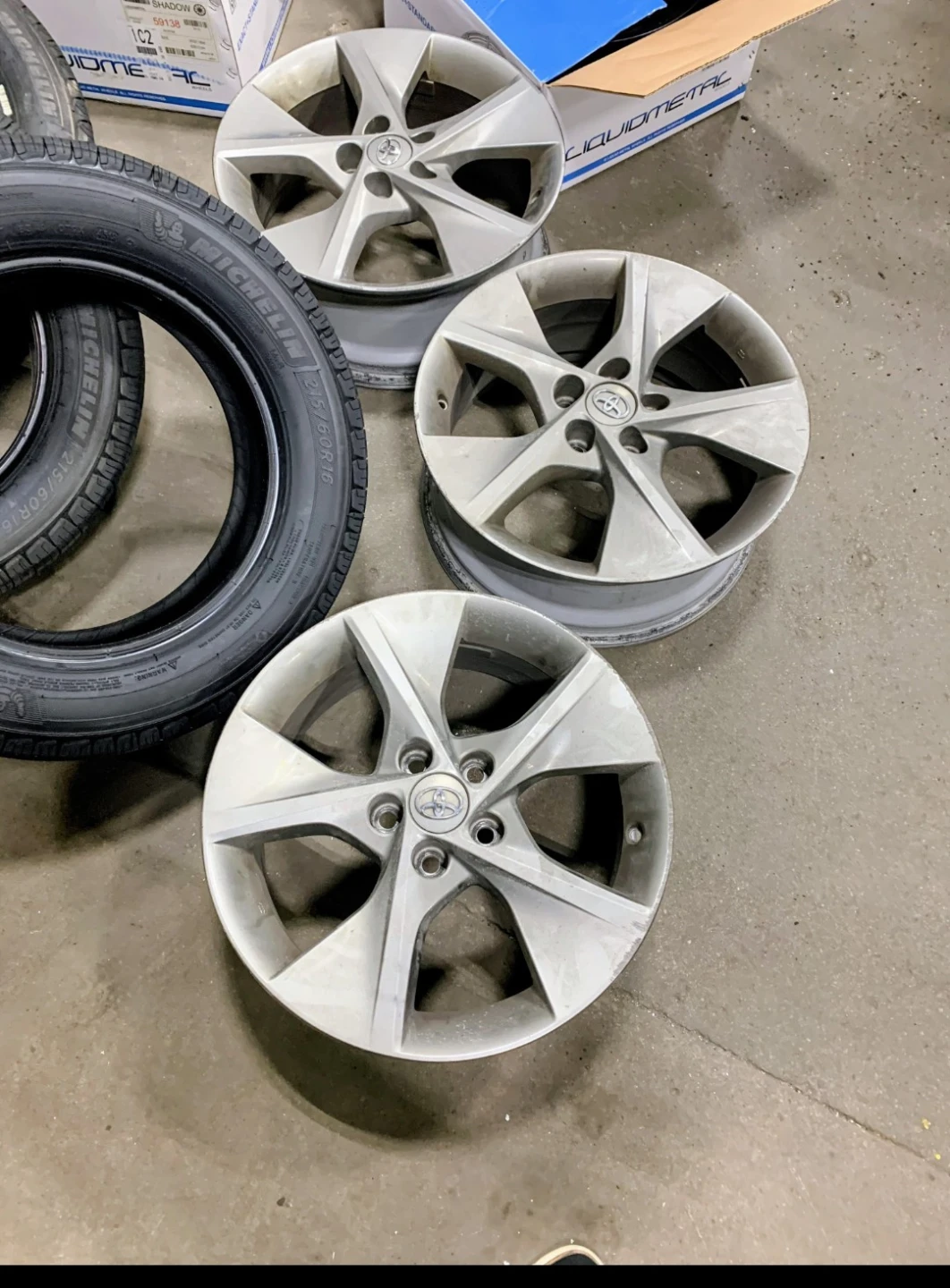 Set of 4 Toyota Alloy Wheels
