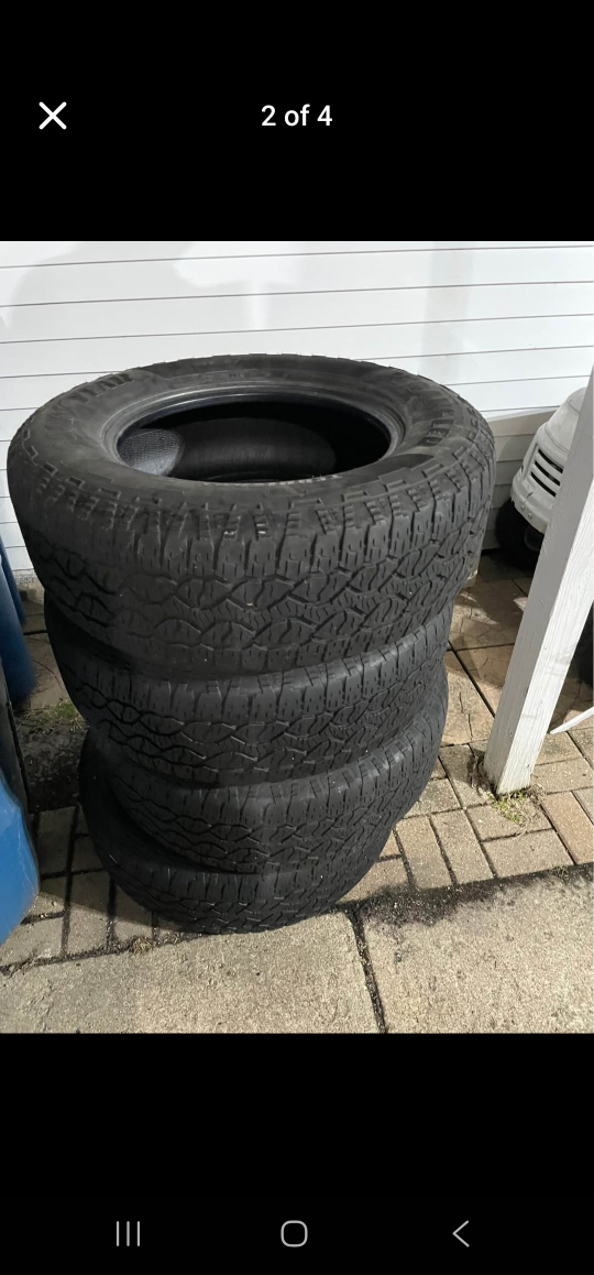 set 275/65R18 Tire - photo 3
