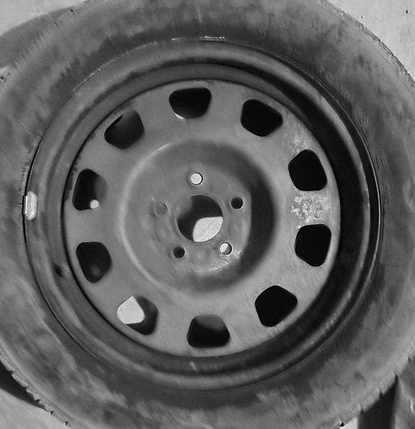 Very Good 1 BrIdgestone Tire Plus rim Size 215 60 R17 M+S *DEAL* - photo 3