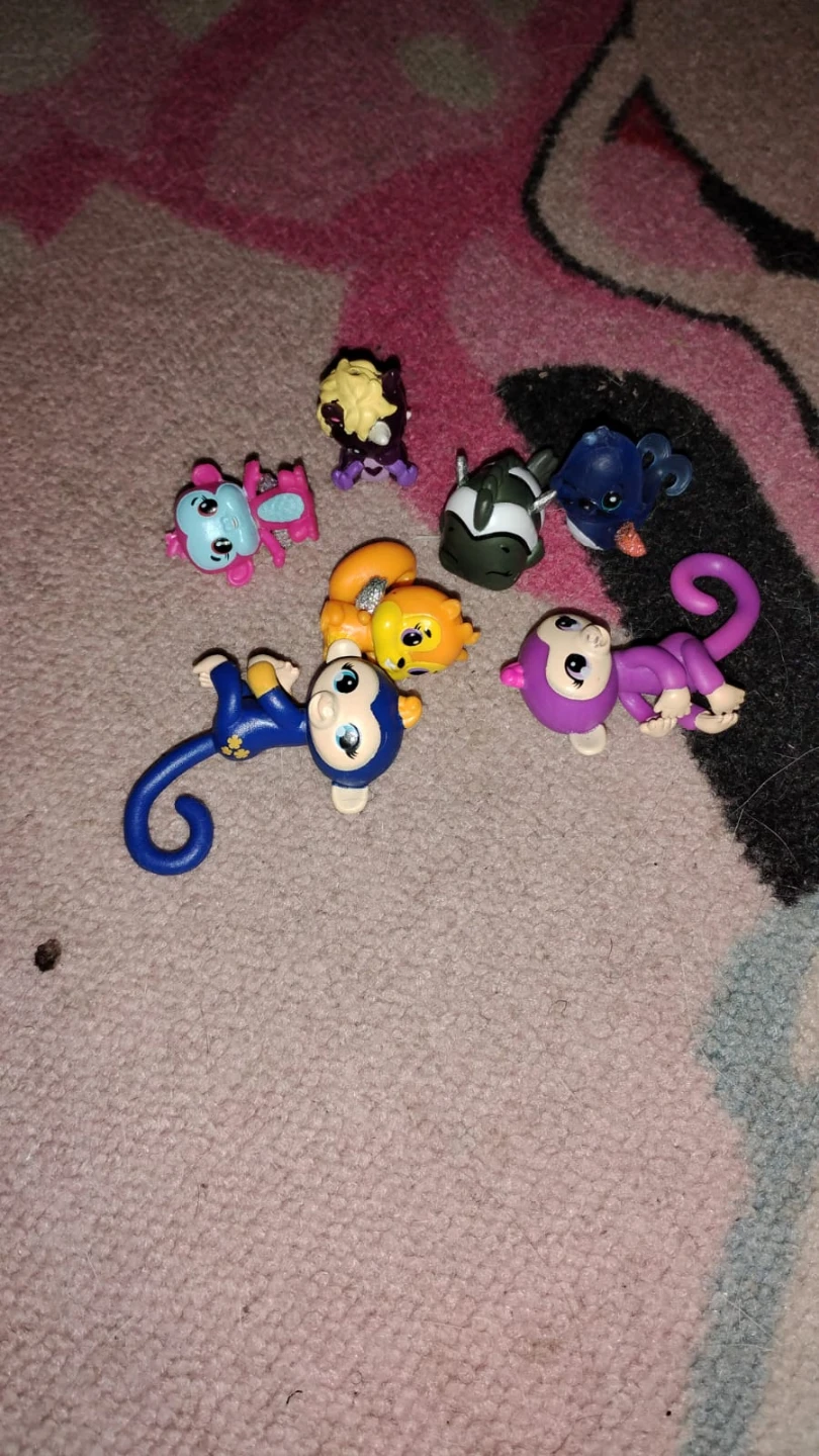 Littlest Pet Shop Mini Figures Lot