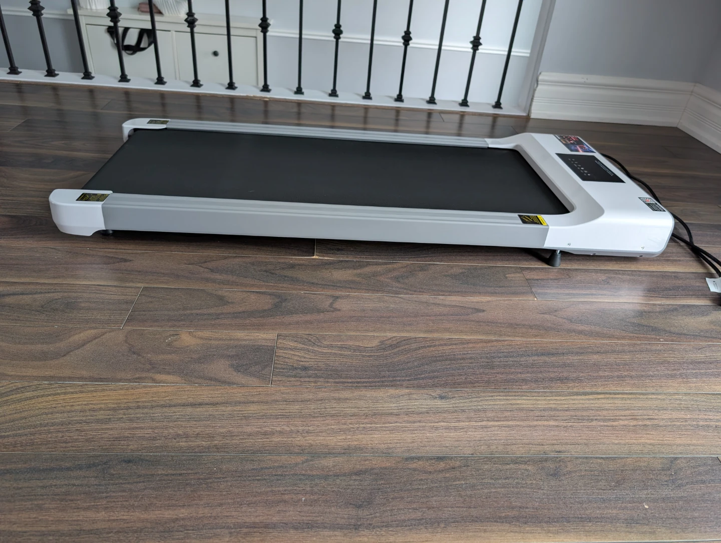 Walking Pad Treadmill - 2.5 HP Motor - 0.6-3.7 MPH - photo 4