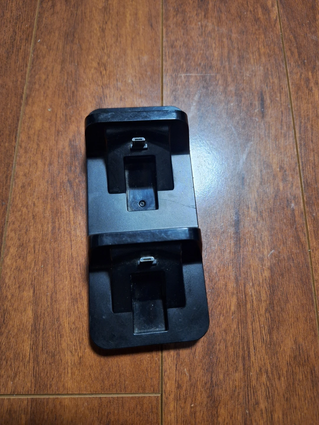 Dual Charging Dock for PS4 Wireless Controllers