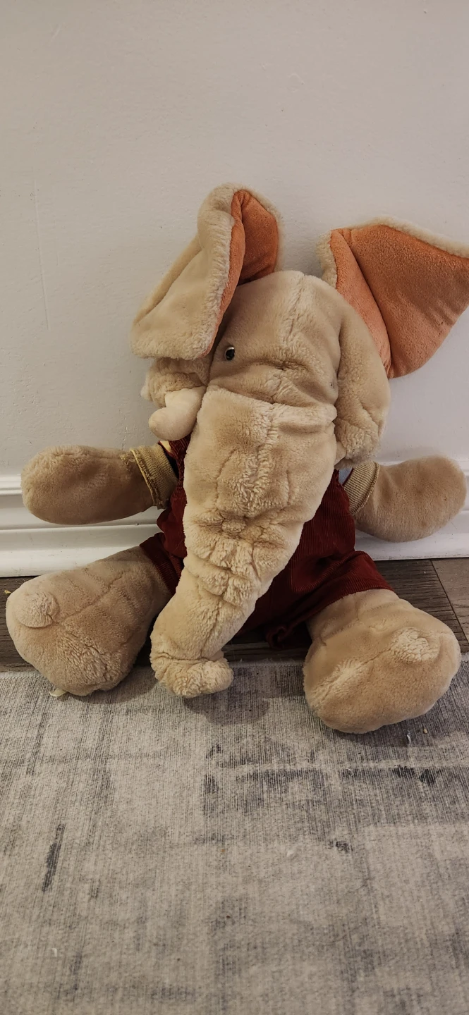 Wrinkles I.N.C. "In Need of Cuddles" Plush Toy - photo 5
