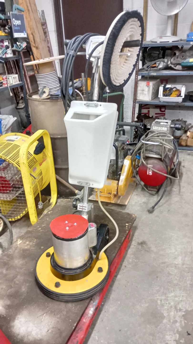 15" floor buffing machine, with carpet tank - photo 2