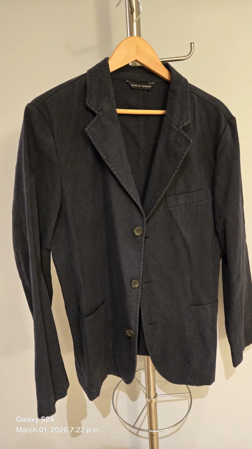 Banana Republic Navy Blazer - Size 42R