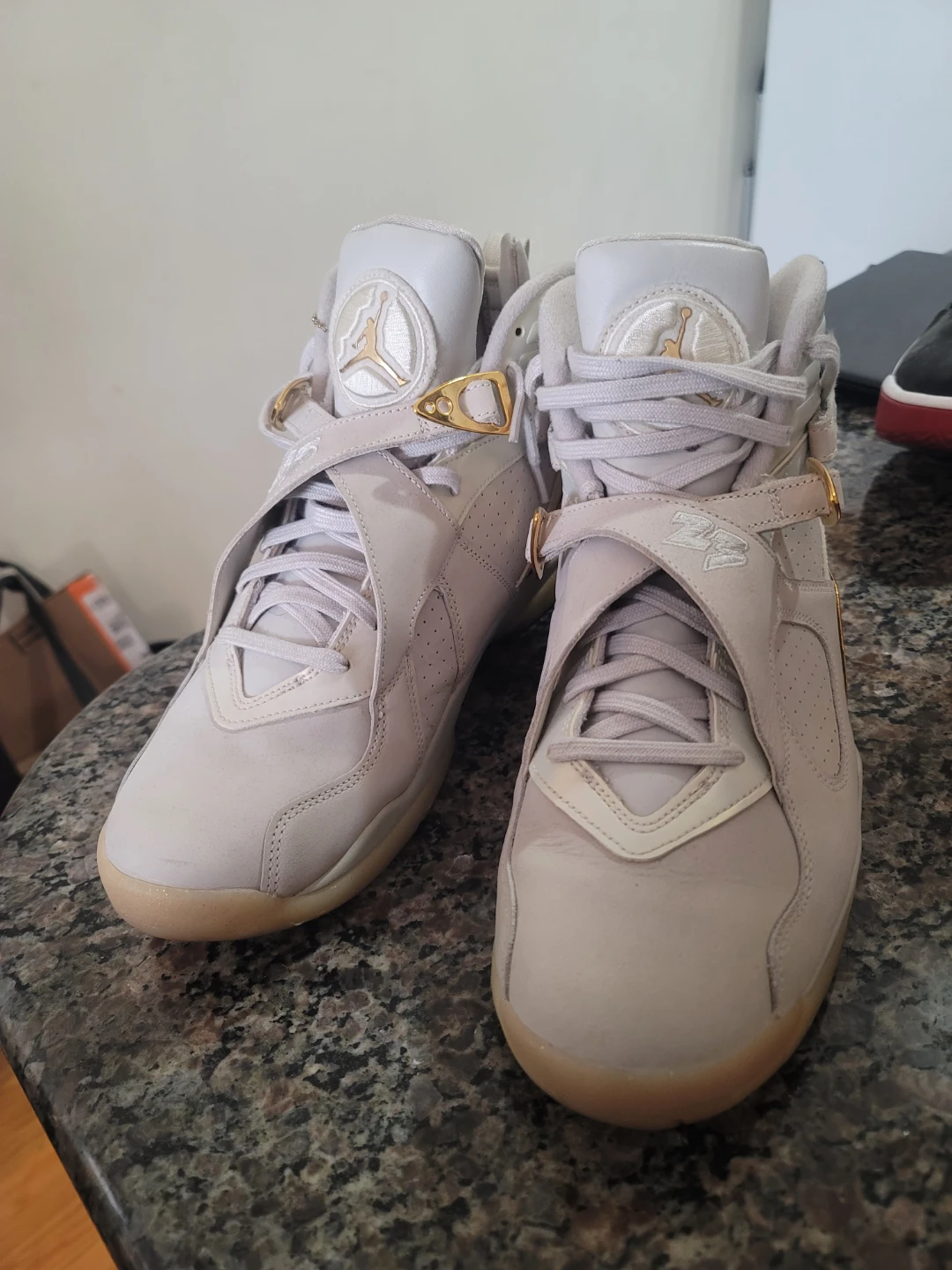 Air Jordan 8 Retro "Champagne"