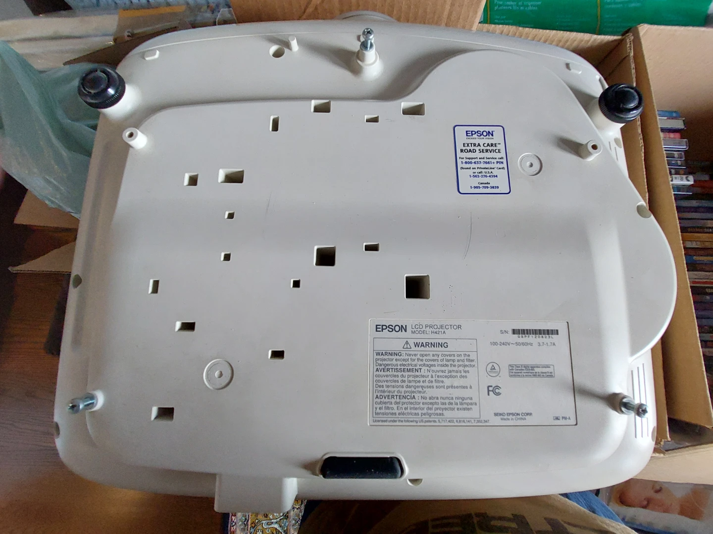 Epson LCD Projector - photo 2