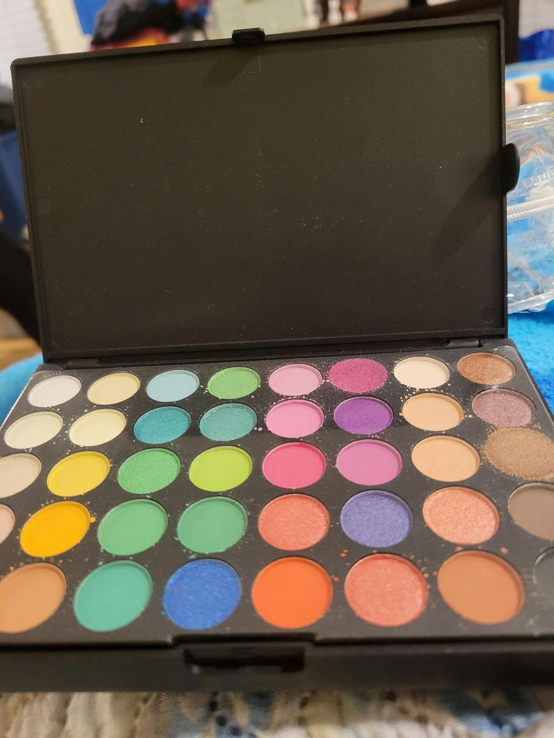 35 Color Eyeshadow Palette - photo 2