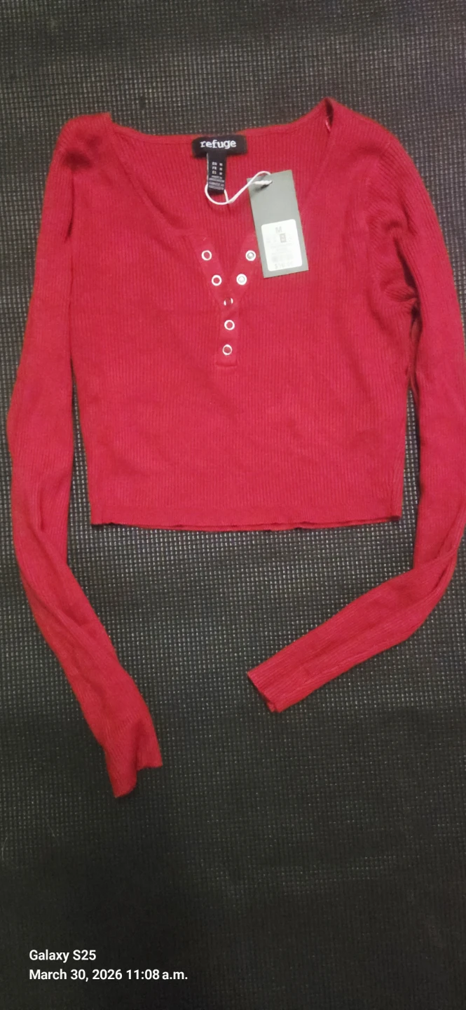 Refuge Red Ribbed Long Sleeve Crop Top - Size M - photo 2