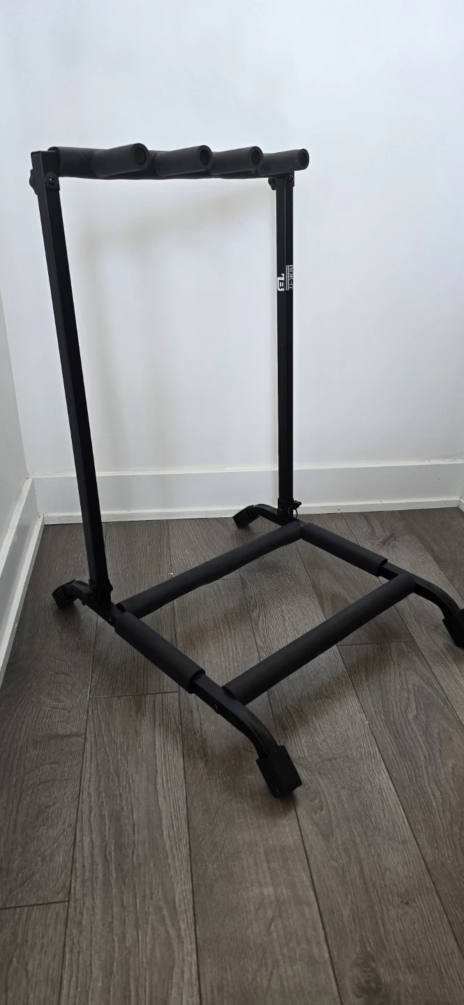 3 Guitar Stand