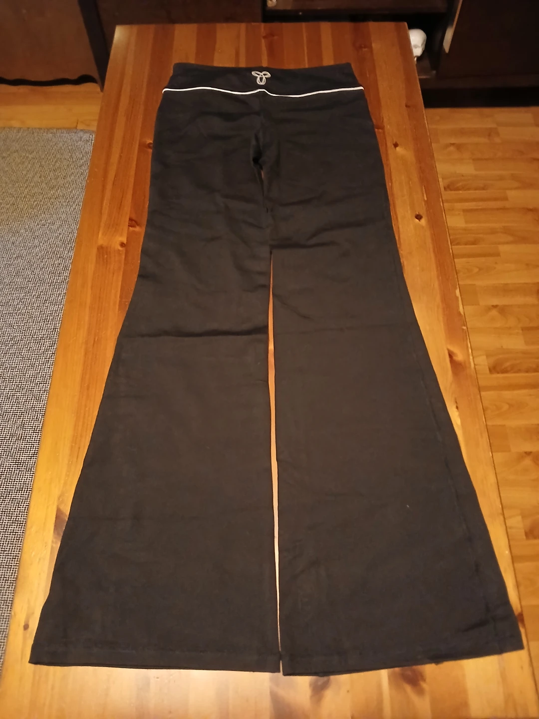 TNA Black Flare Yoga Pants - photo 2