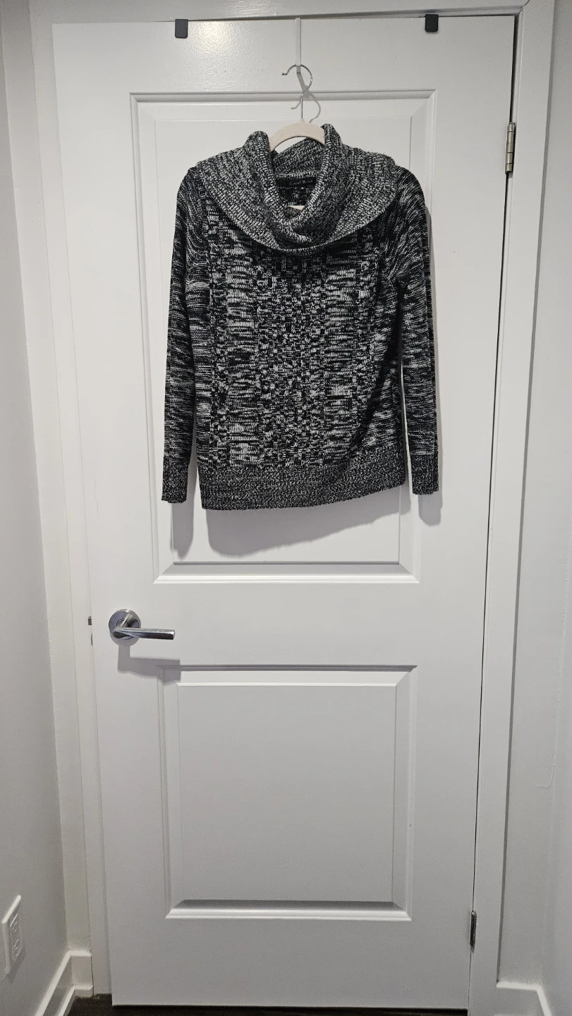 Women's Cowl Neck Sweater, size Medium, by Carol Rose - photo 2