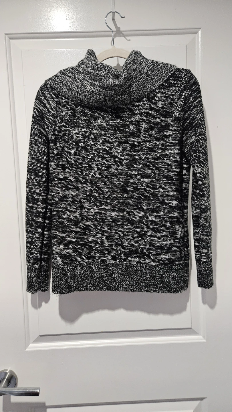Women's Cowl Neck Sweater, size Medium, by Carol Rose - photo 5