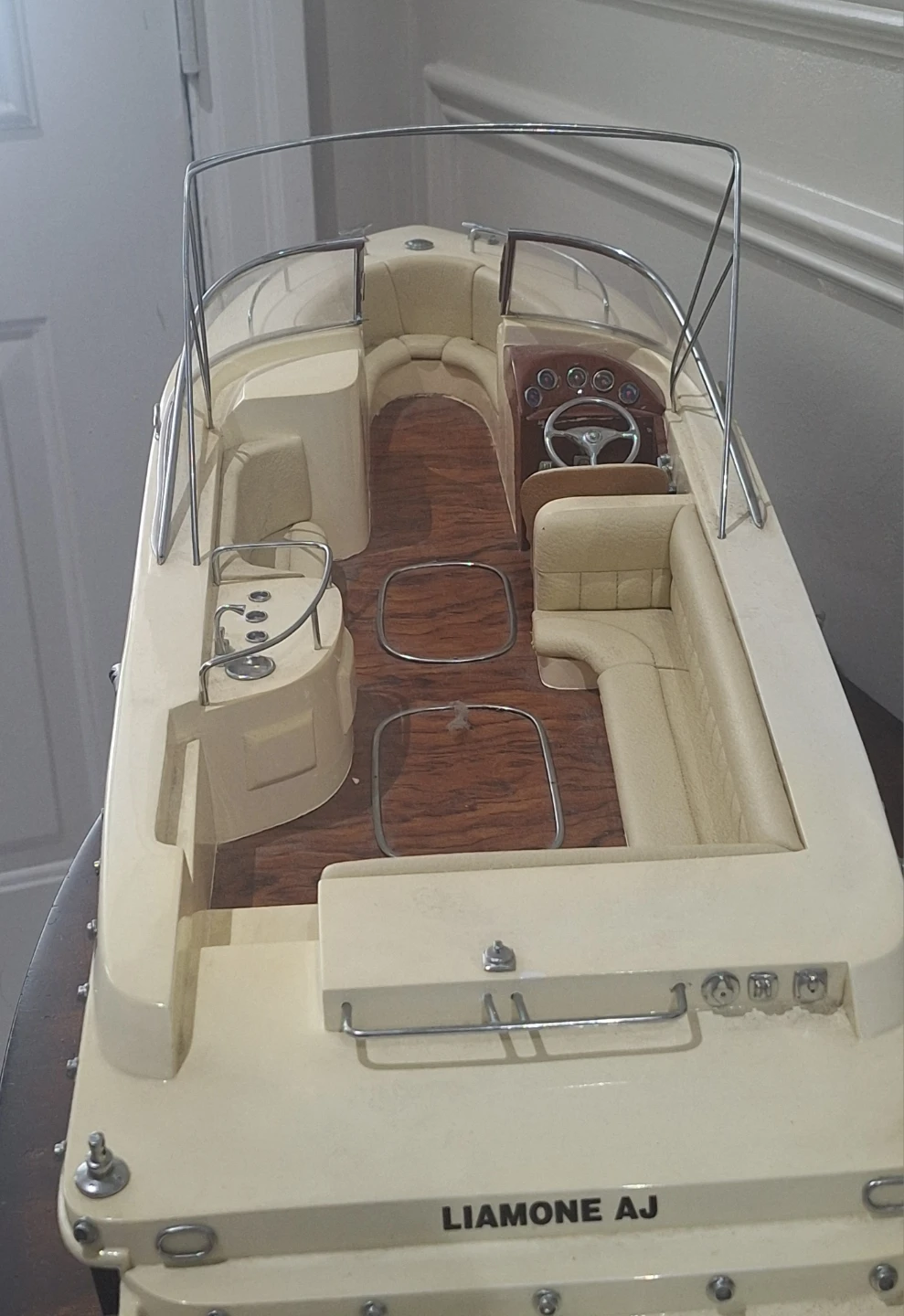 Four Winns Model Boat - photo 5