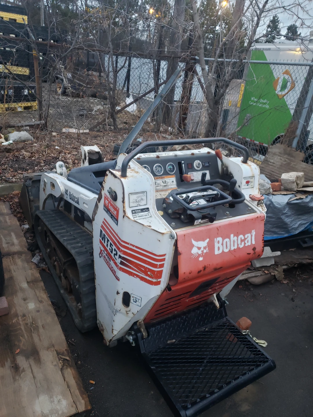 Bobcat 2013 MT52 Mini Track Loader