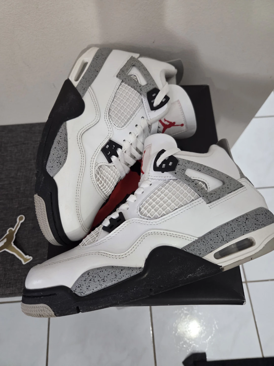 Jordan 4 Retro OG White Cement - Youth 7y - photo 2