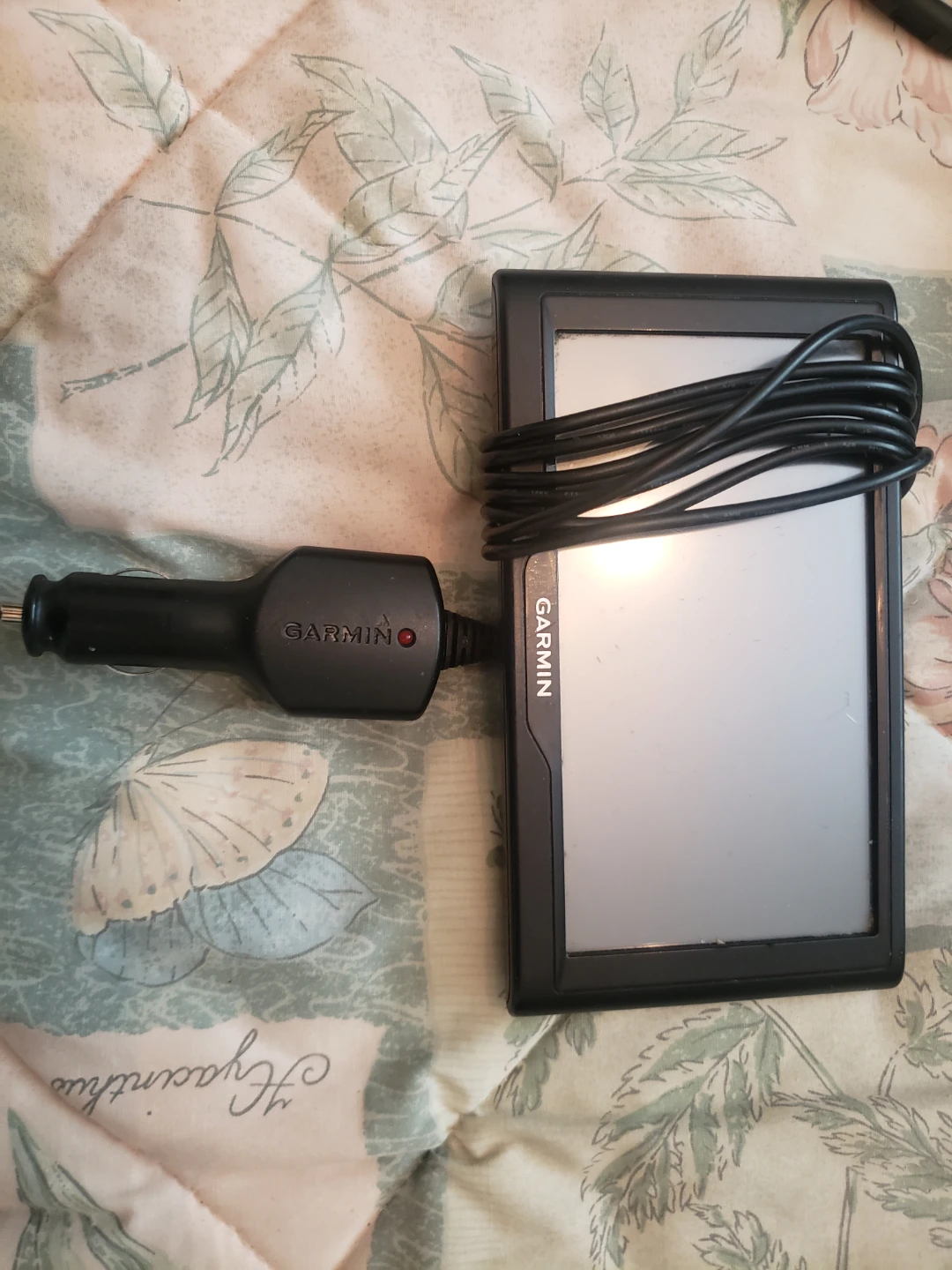 Garmin GPS Navigation Device with Car Charger