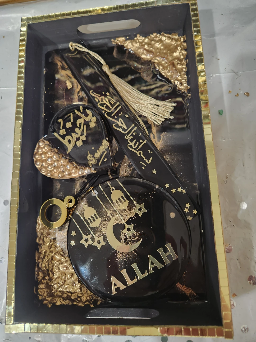 Black and Gold Islamic Tray Set with Bookmark and Keychain - photo 2
