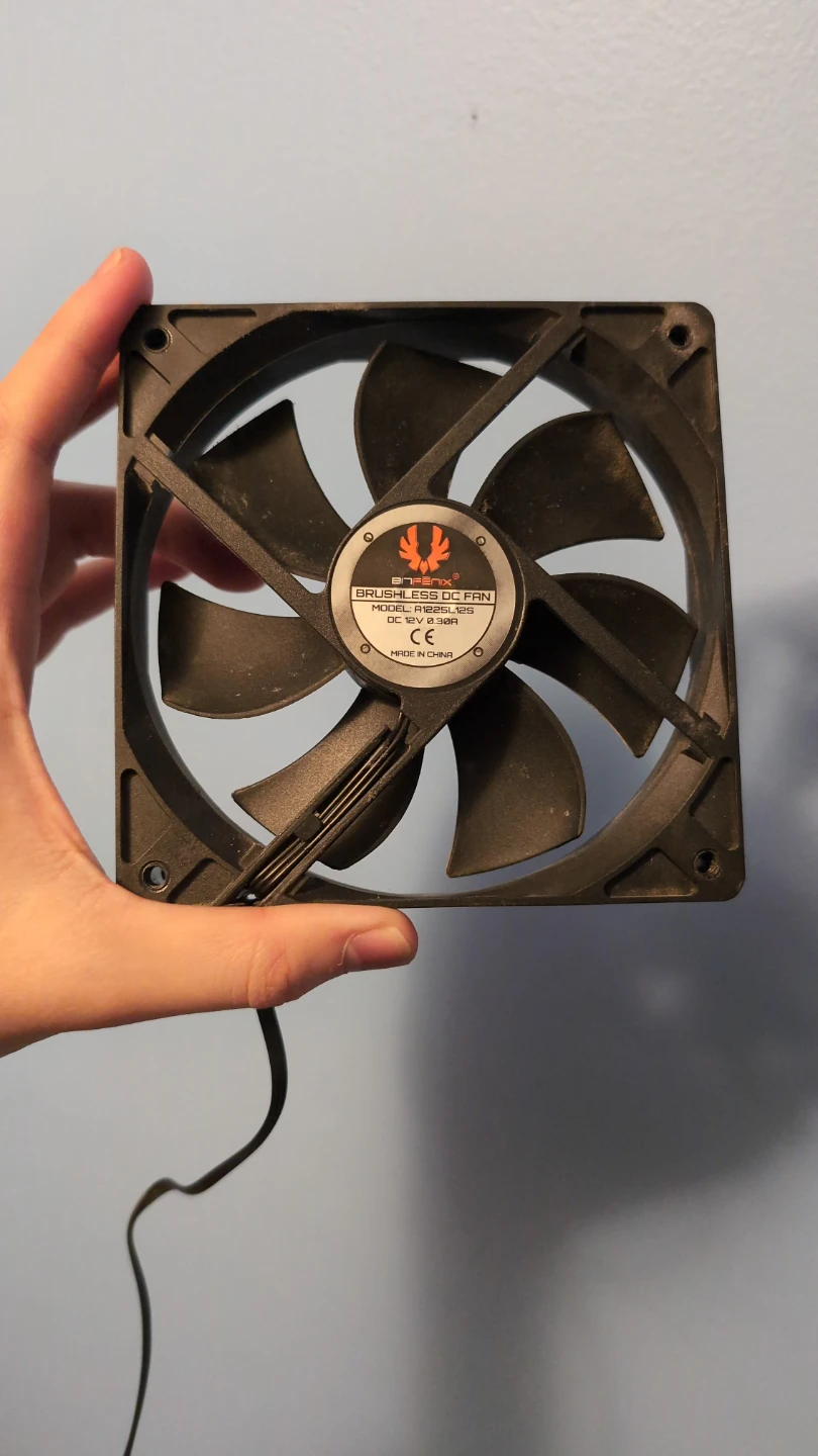 BitFenix 120mm Case Fan - photo 2