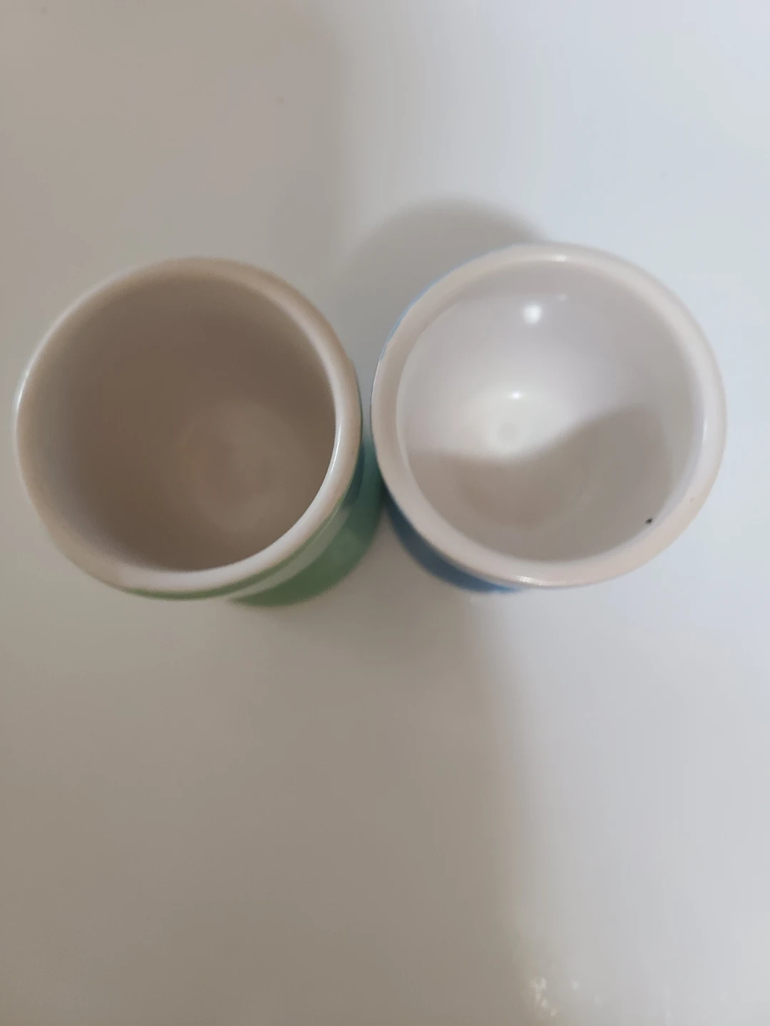Set of 2 Ceramic Egg Cups - Green and Blue - photo 2