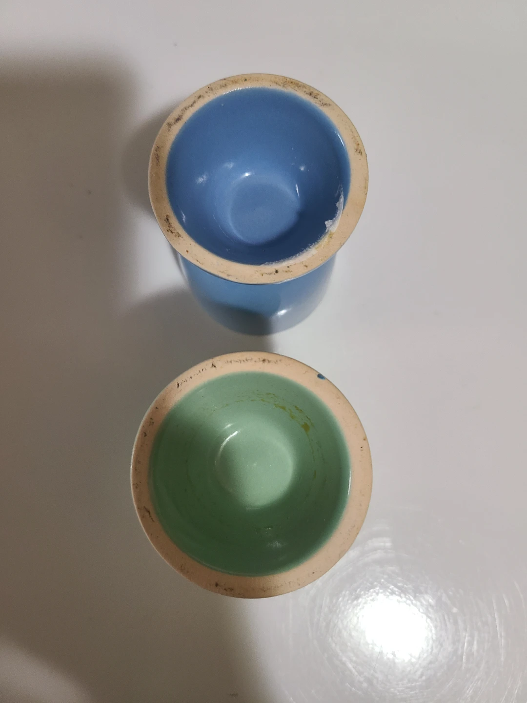 Set of 2 Ceramic Egg Cups - Green and Blue - photo 3