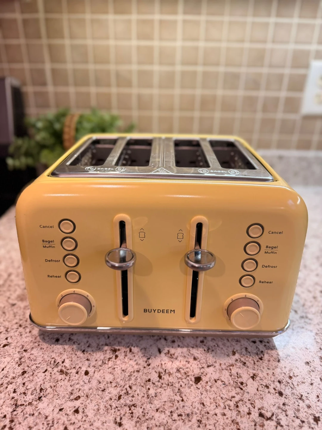 Buydeem 4-slice toaster