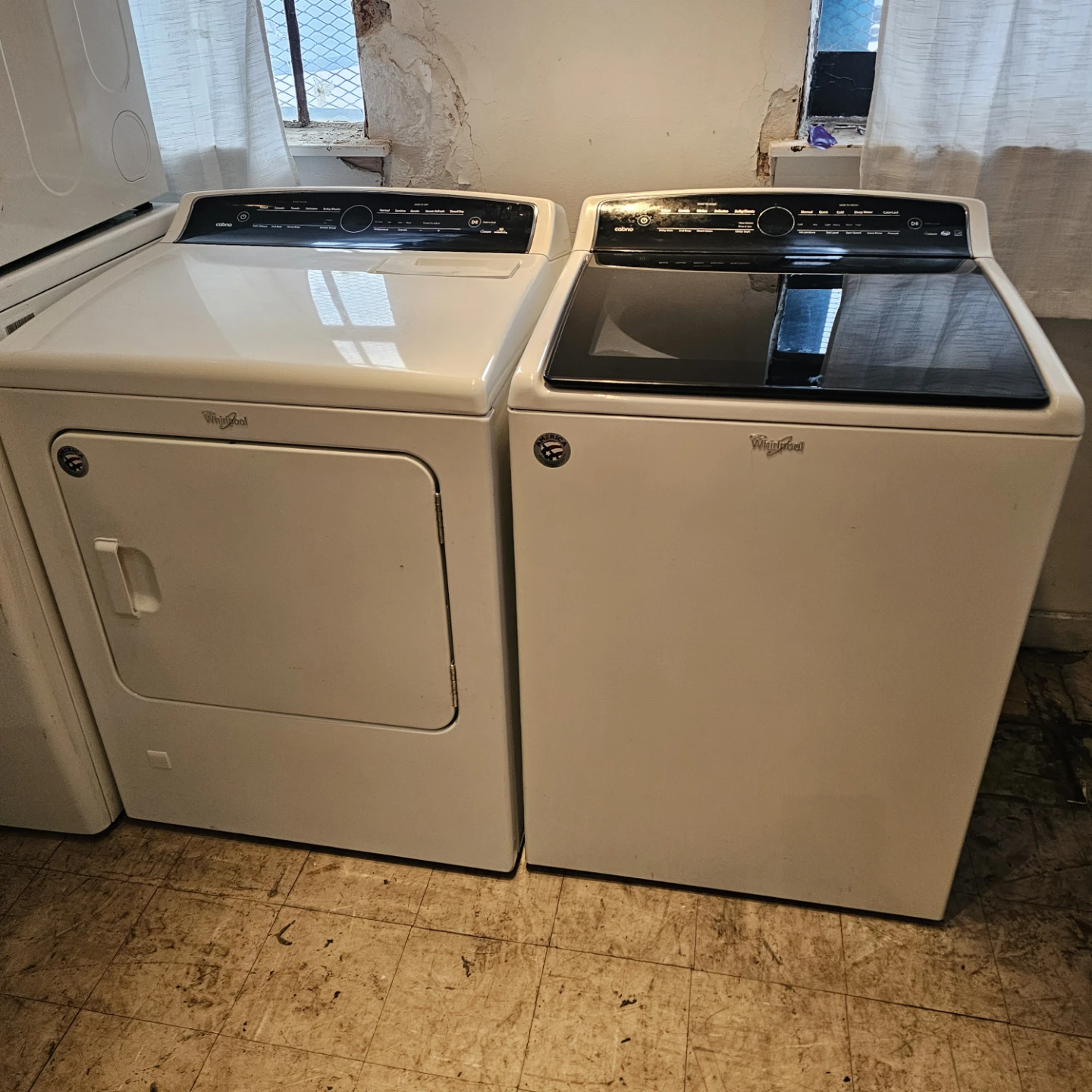Whirlpool Washer and Dryer Set