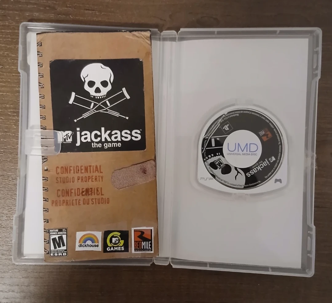 Jackass the Game PSP - photo 2