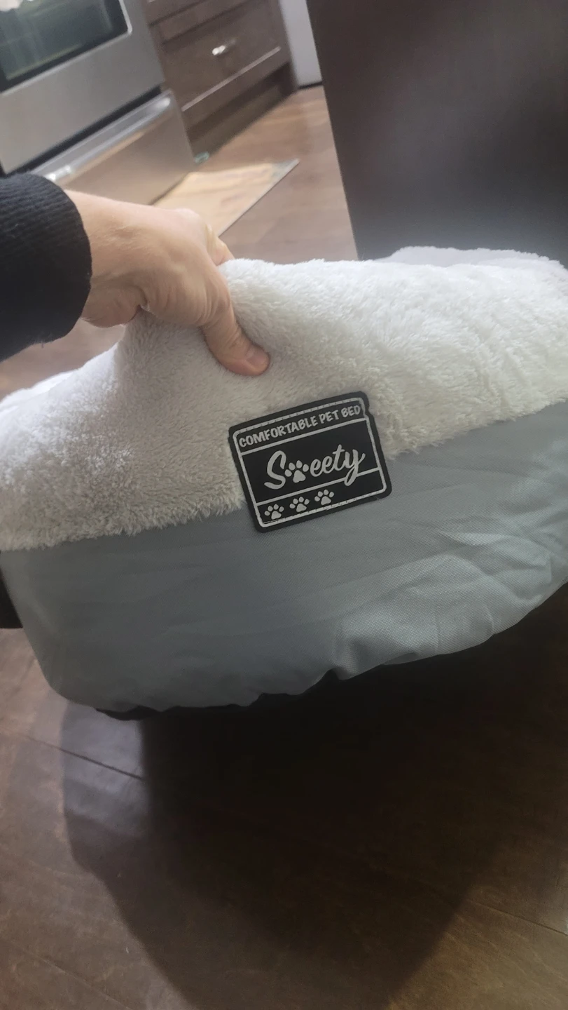 Sweety Comfortable Pet Bed (new never used) - photo 3