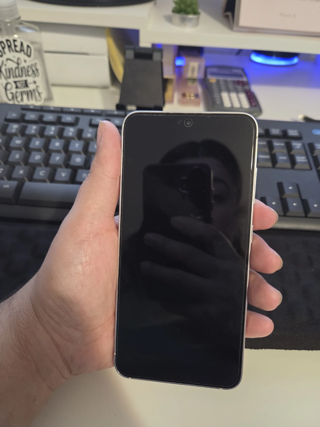 Samsung S23 White 128GB Unlocked Mint Condition