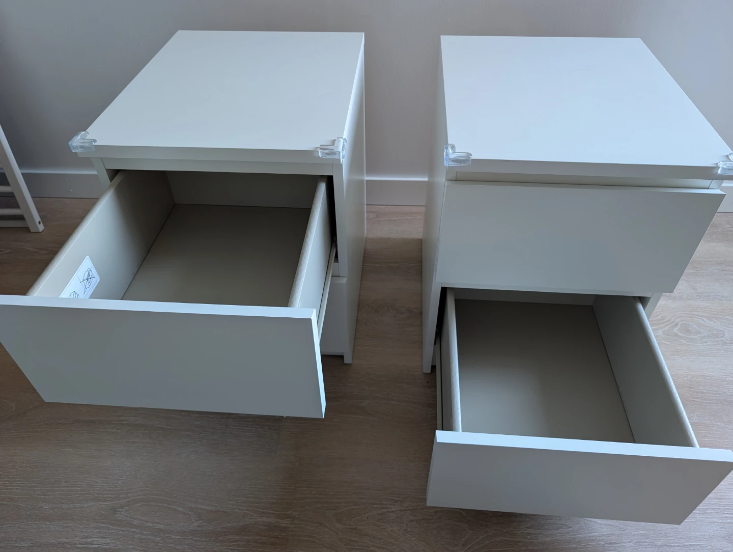 Ikea Nightstands x2 - photo 2