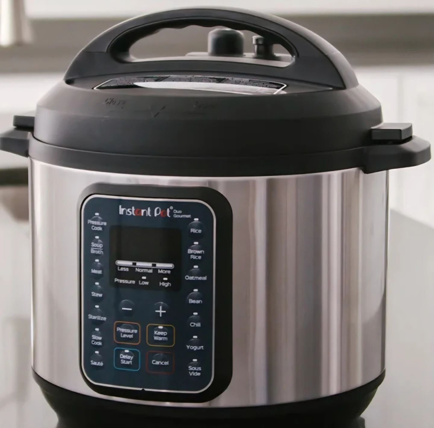Instant Pot 6qt With Accessories New! - photo 2
