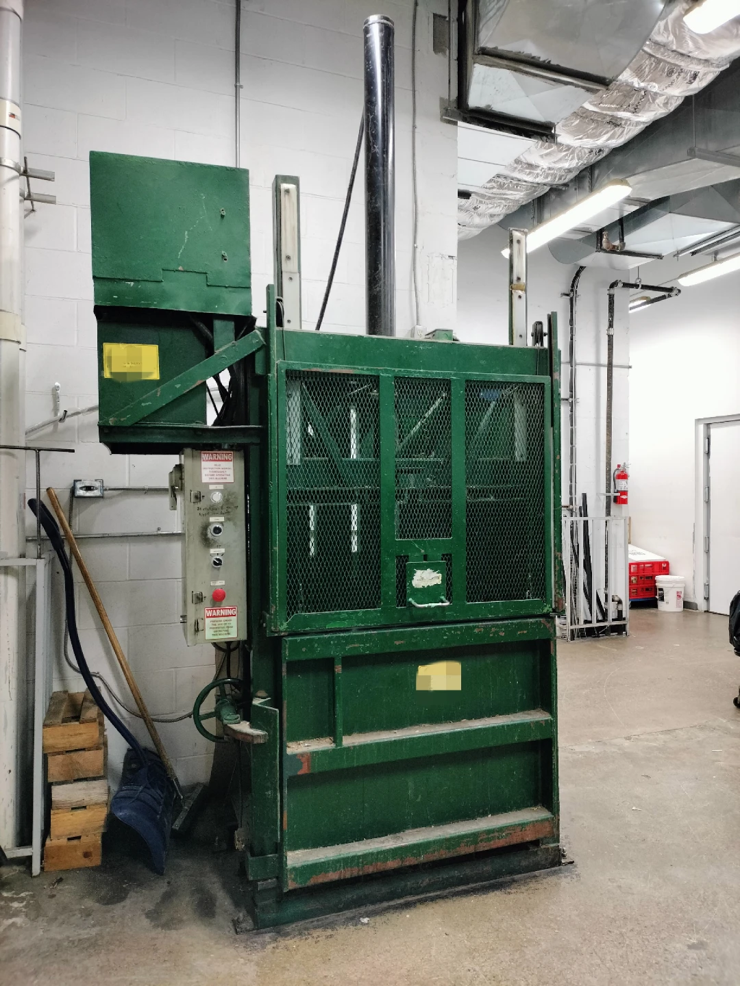 Industrial Vertical Baler