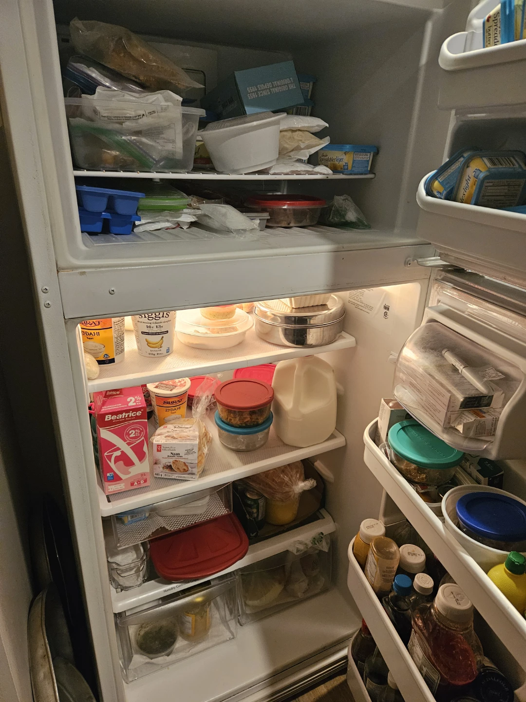 Kenmore refrigerator with top freezer