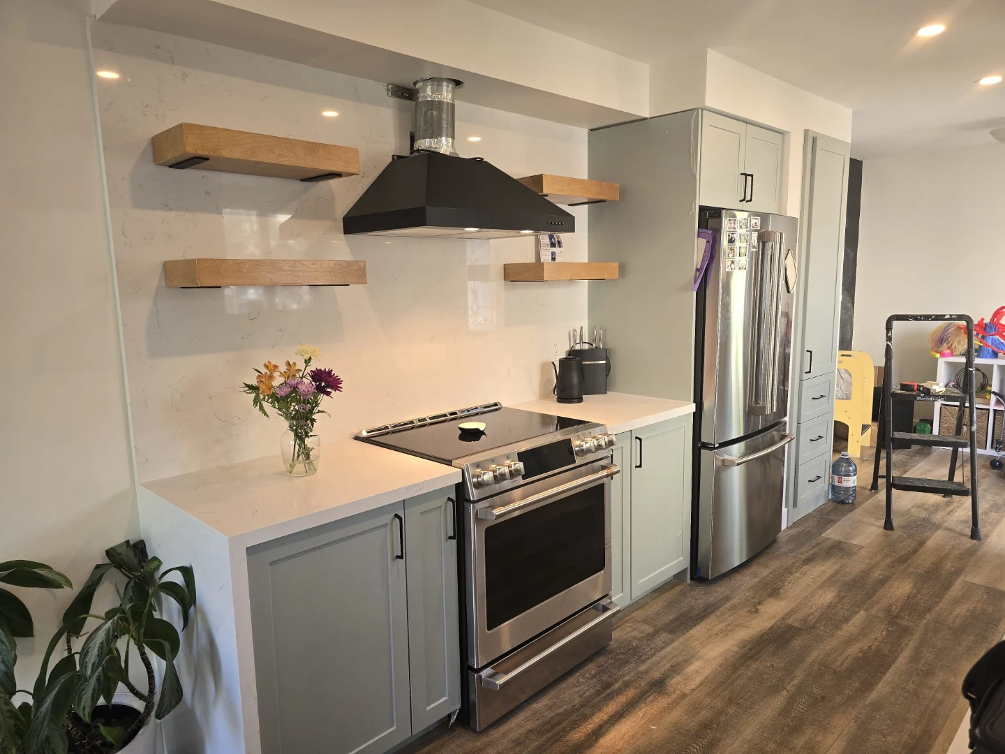 Custom-Built TV Units – Visit Our Showroom Today - photo 5