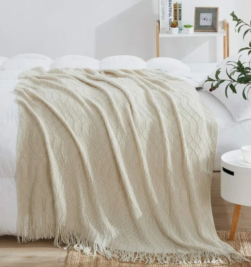 🧶 60x80 inches Knitted Throw Blanket with Fringe - photo 3