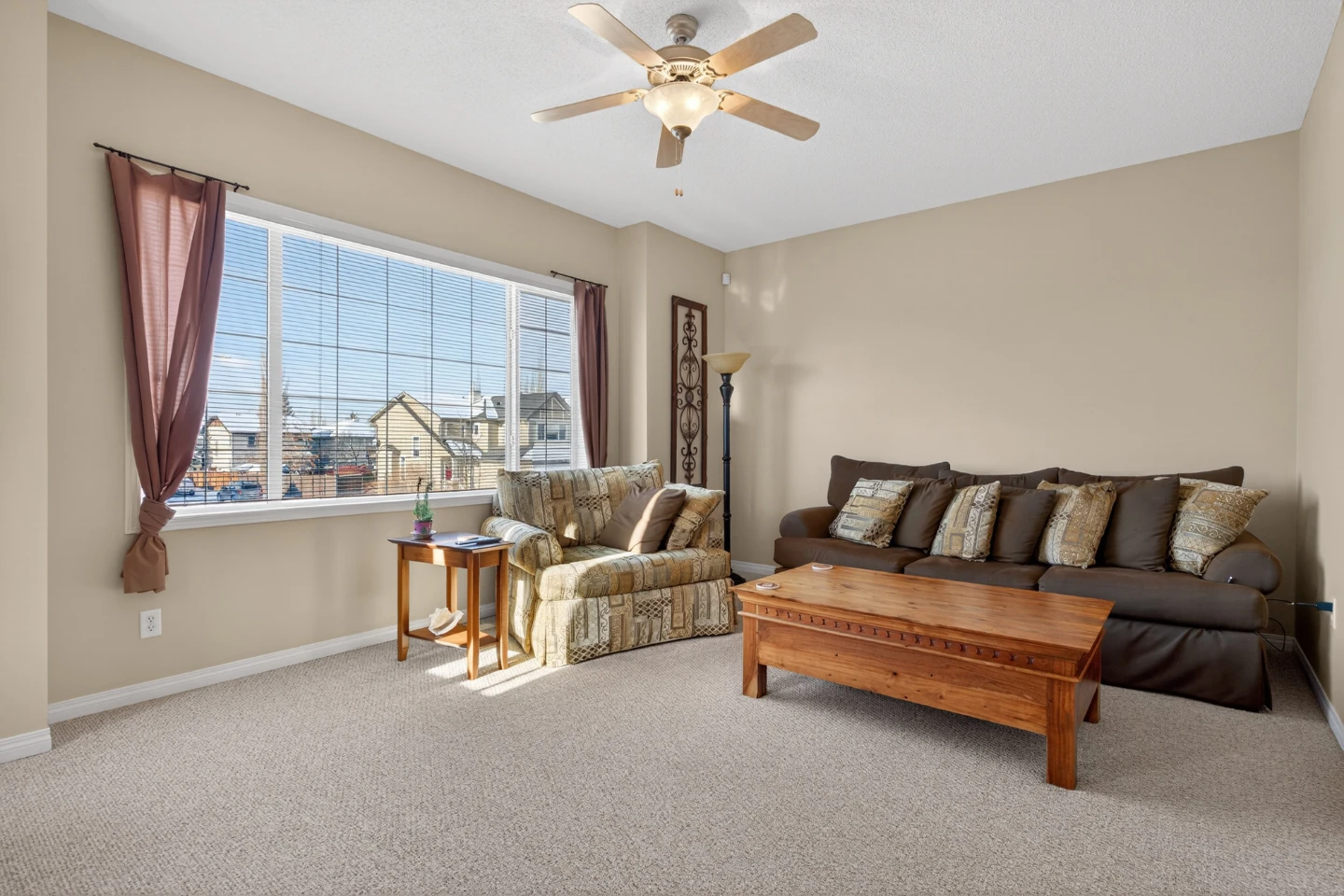 Comfy large brown sofa - photo 3