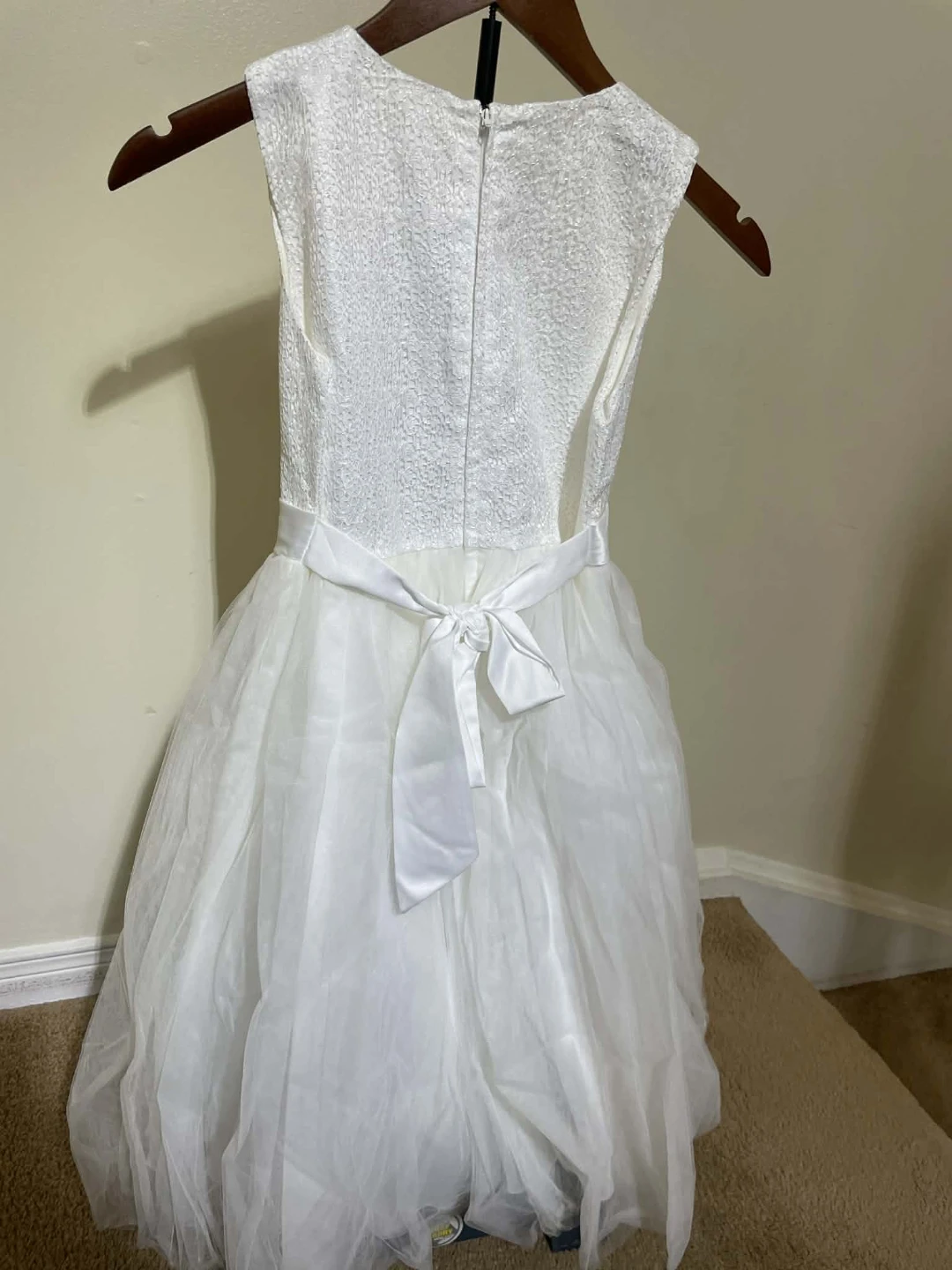 🥰 White Flower Girl Dress Size 6-9 Girls - photo 3