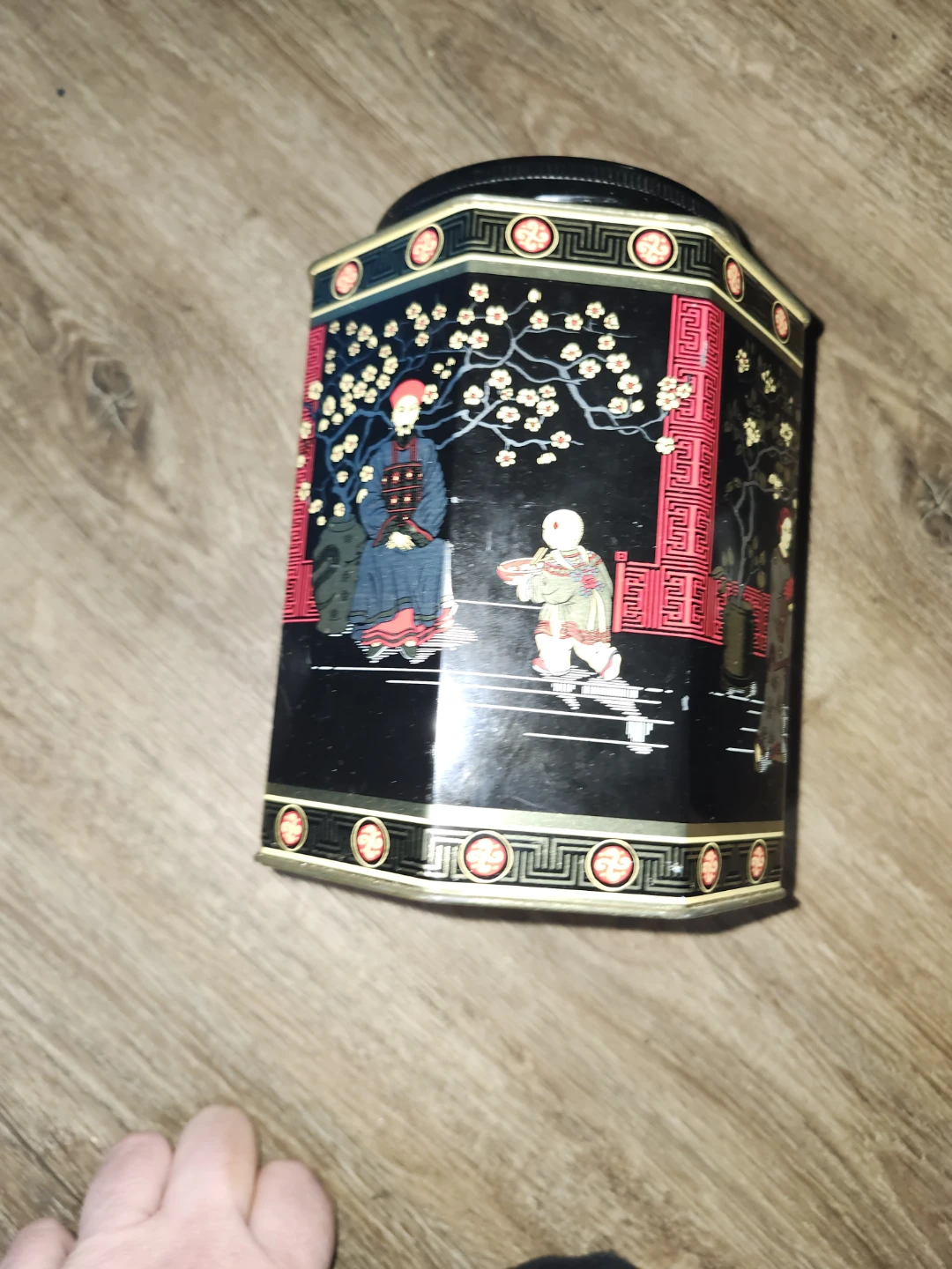 Decorative Octagonal Tin - photo 2