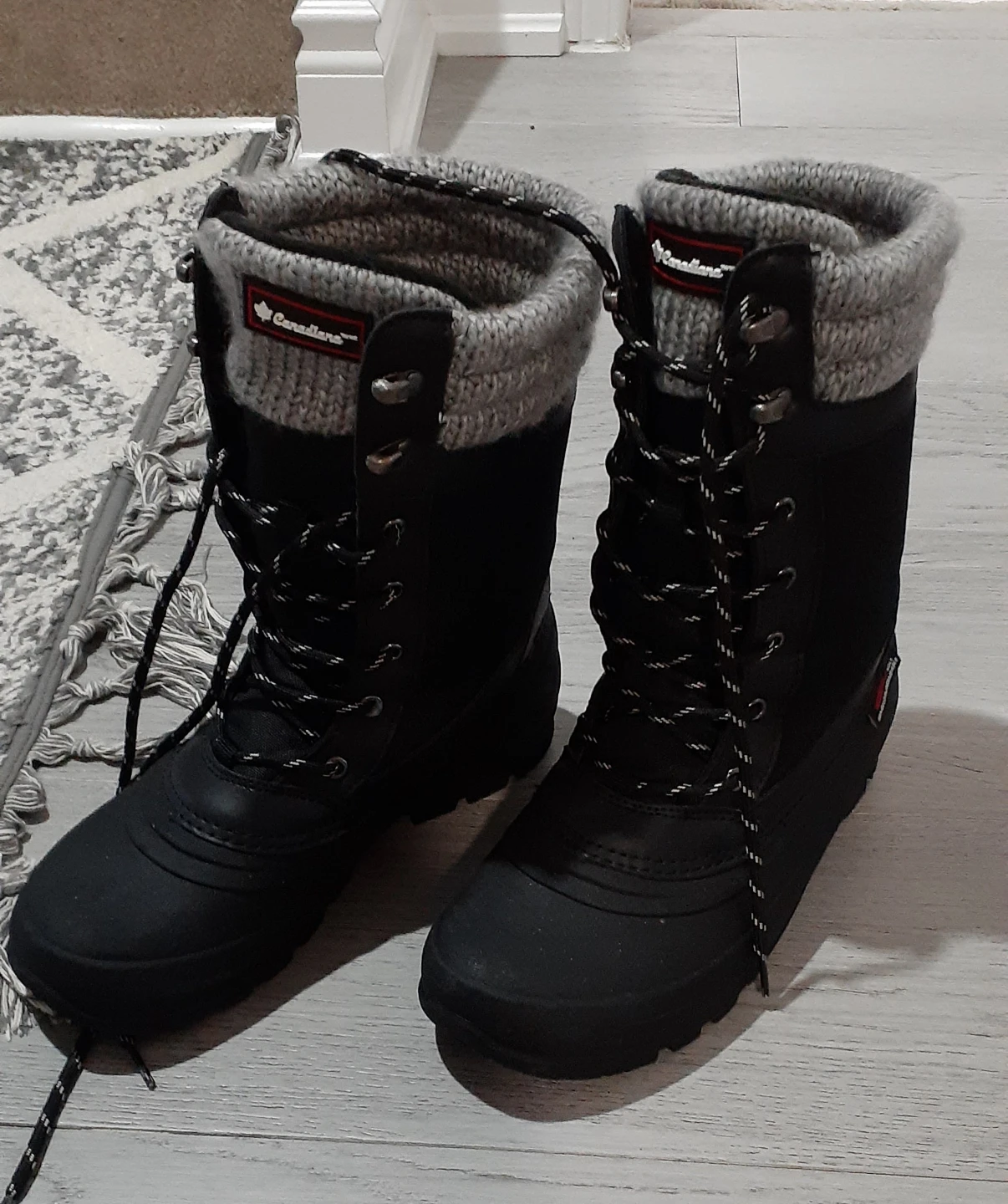 Canadians Men's Black Winter Boots Size 9