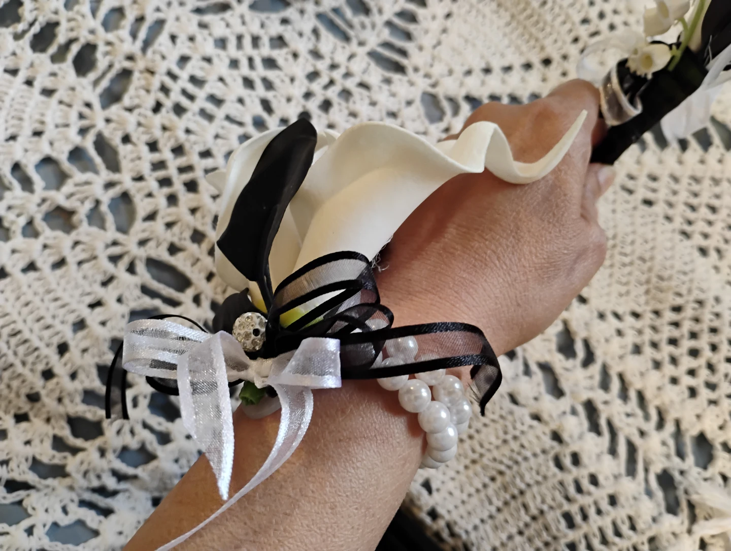 Artificial Calla Lily Boutonniere and Corsage Set