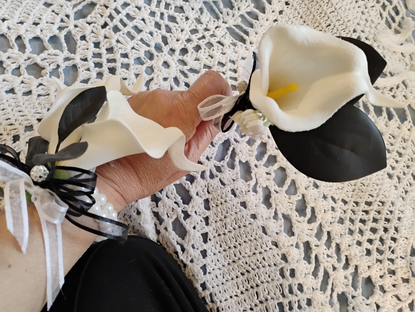 Artificial Calla Lily Boutonniere and Corsage Set - photo 4