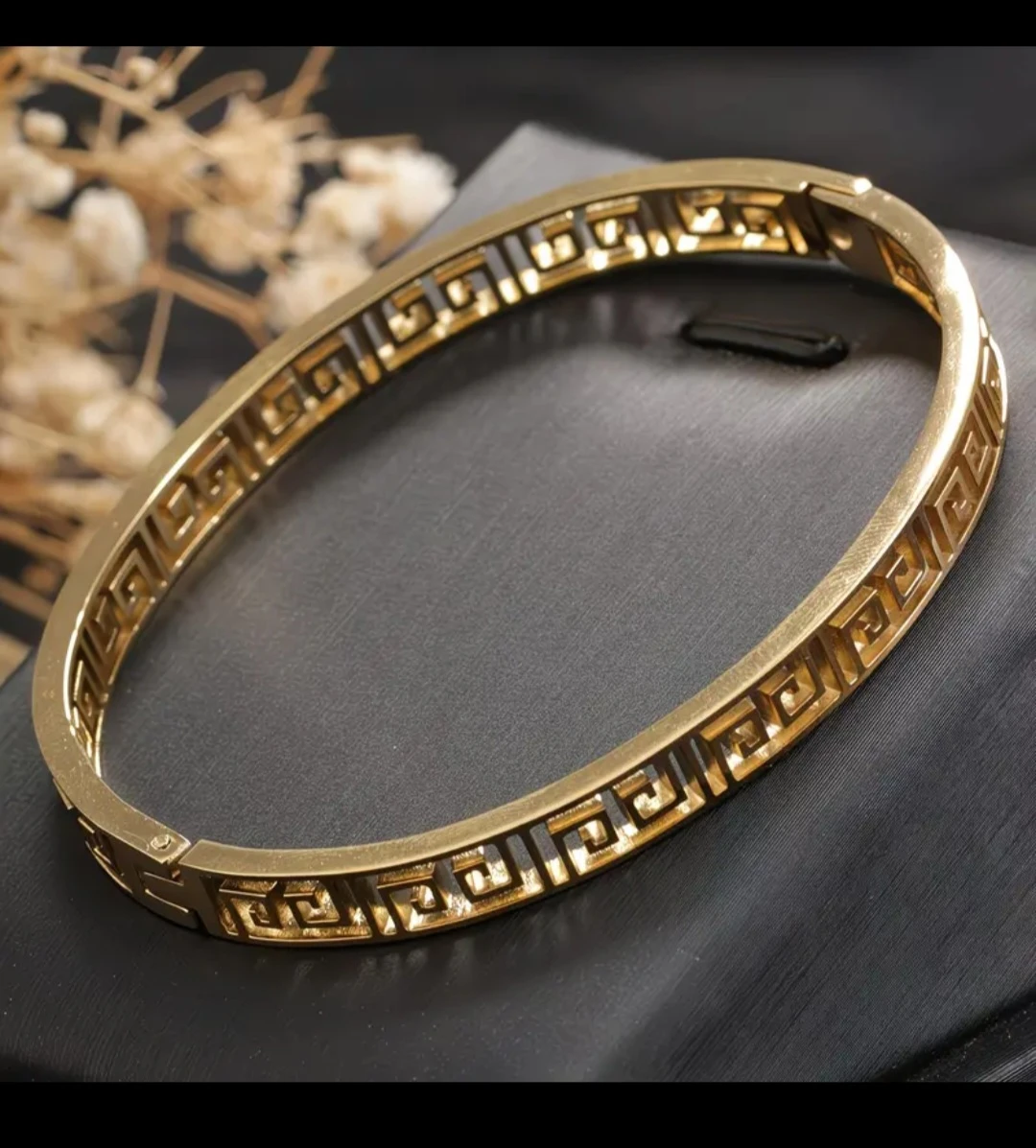 Gold Tone Stainless Steel Bangle Bracelet✨️ - photo 3