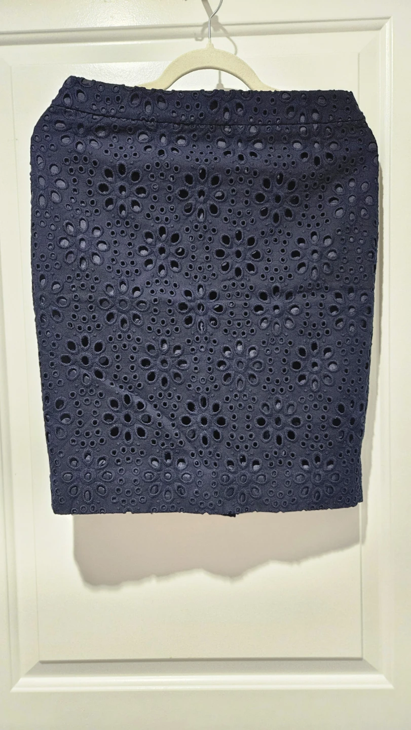 J.Crew The Pencil Skirt Navy Eyelet Size 4