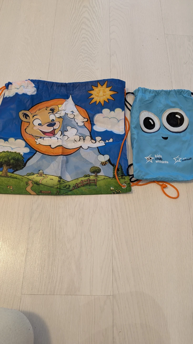 Kids Club Enfants Drawstring Bags (2 pcs)