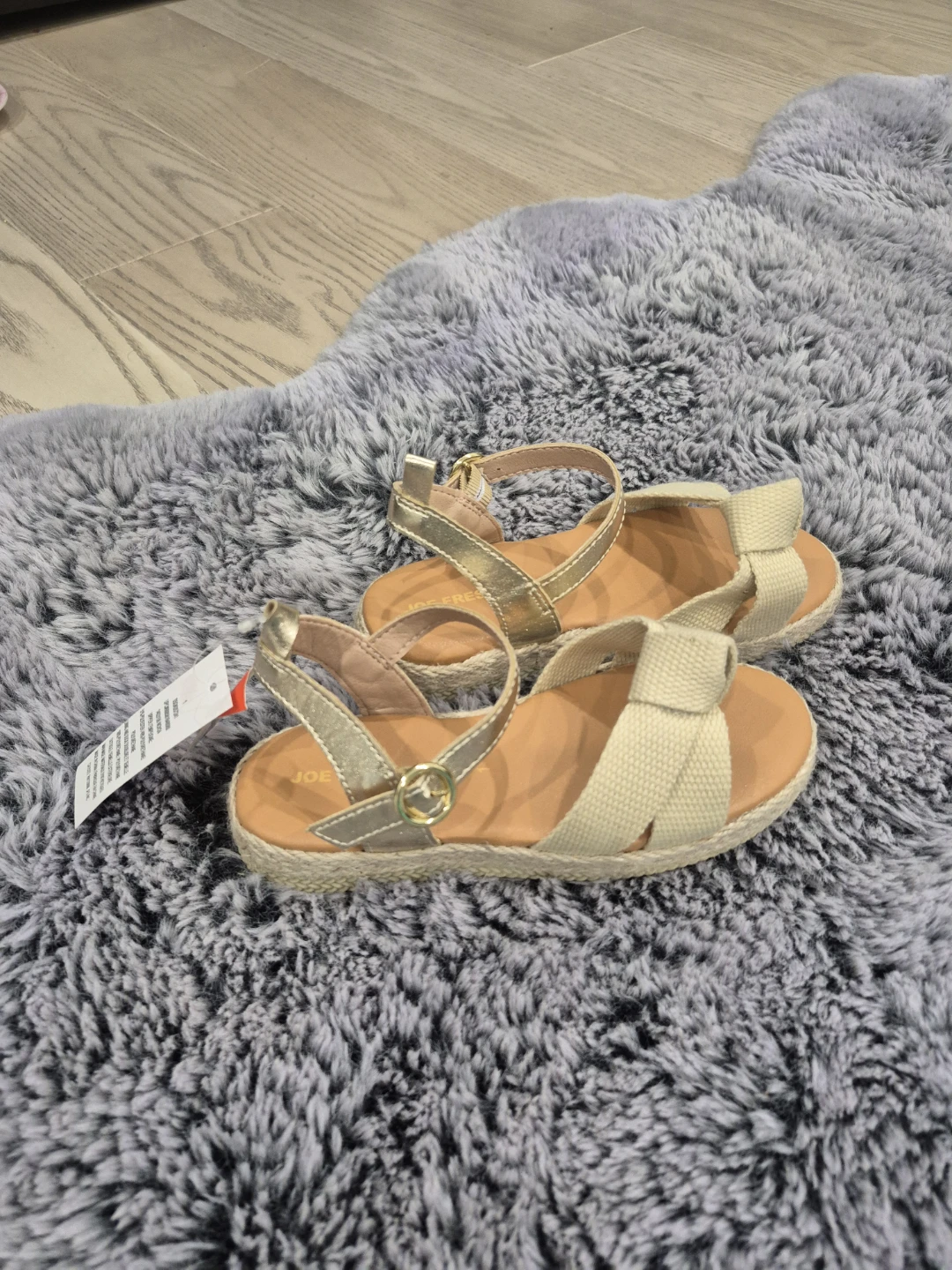 Joe Fresh Girls' Gold & Tan Bow Sandals Size 7 - photo 3
