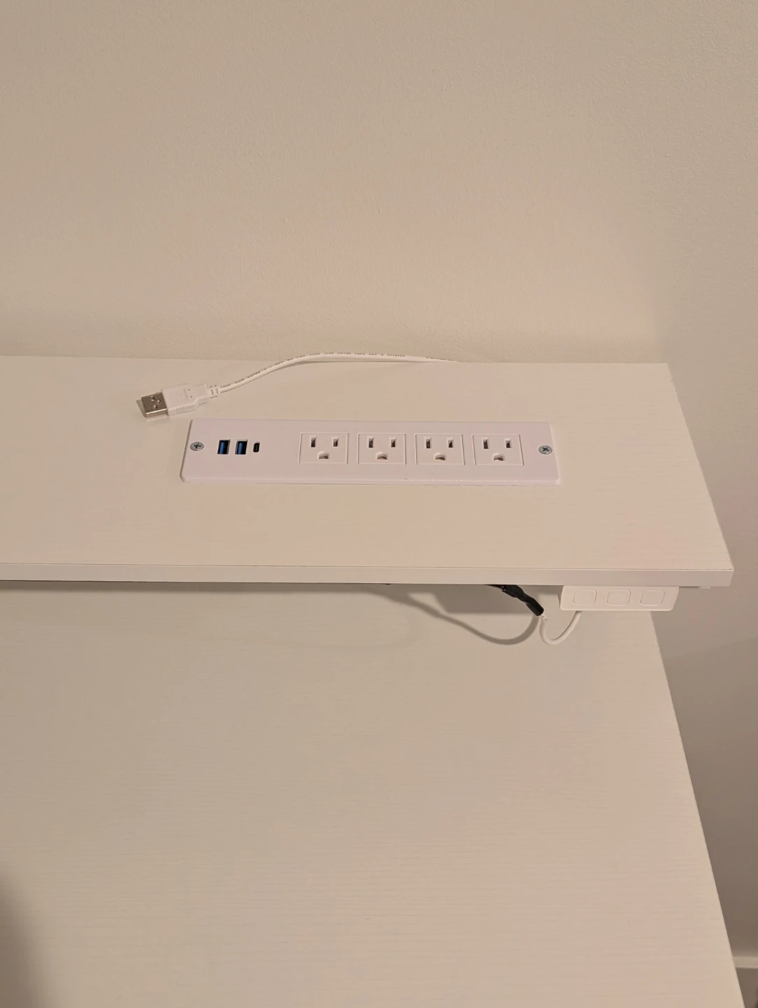 Huuger White Gaming Desk with LED Lights and Power Outlets - photo 3